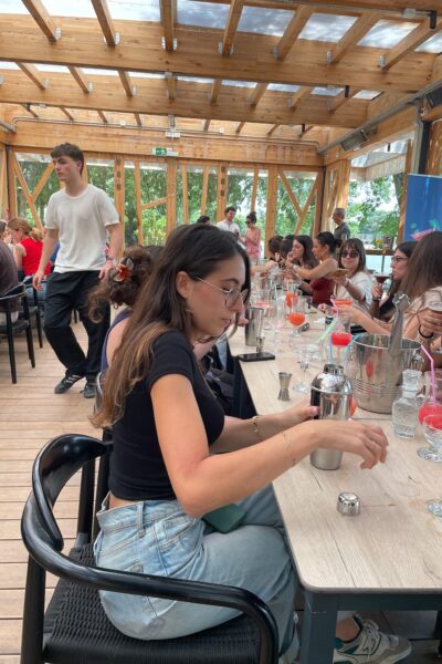 63127F22 2056 45A8 B833 5FFBA8D511A9